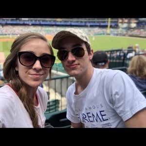 Meet your Posher, Jadelyn